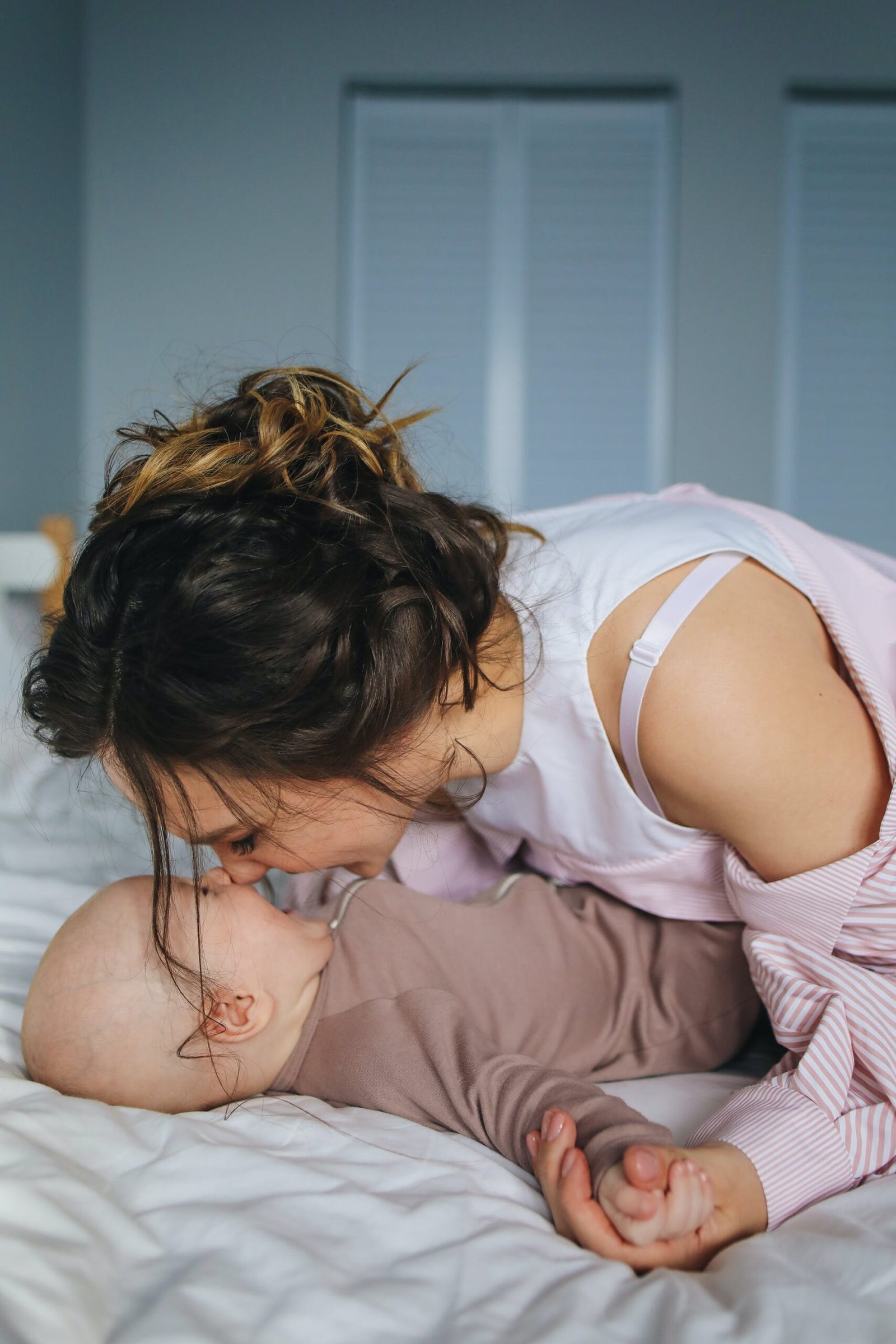 Prévenir le burn-out parental à Lyon – comment trouver l’équilibre en post-partum
